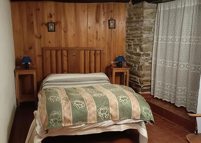 Casa Del Agua * Espinoso de Compludo